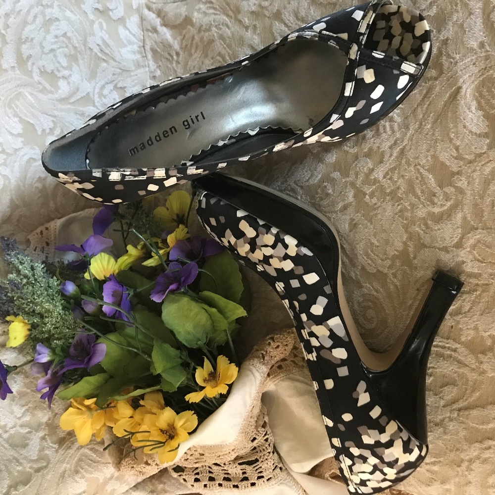 MADDEN GIRL WOMAN'S SHOES